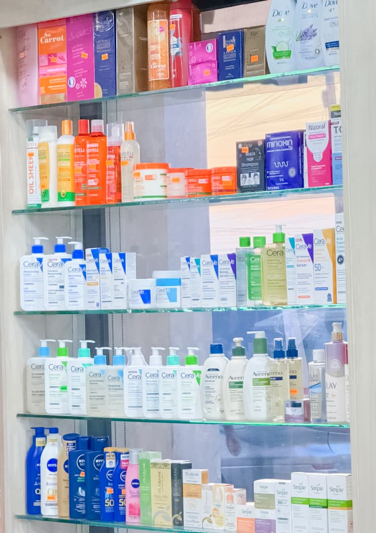 Beauty and skincare display case
